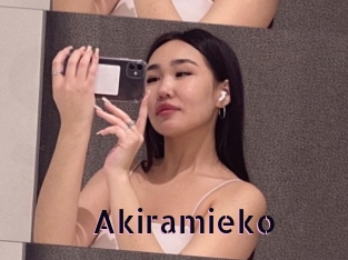 Akiramieko