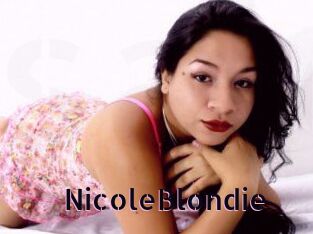 NicoleBlondie Salope Lesbiennes